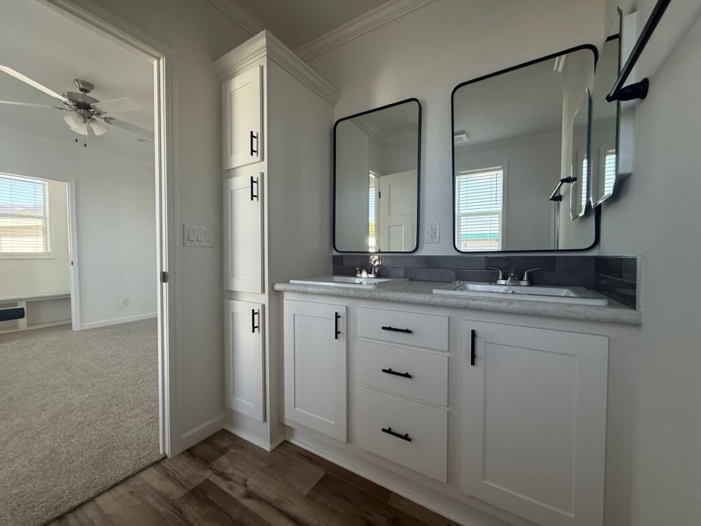 486 Driftwood Drive – photo 2