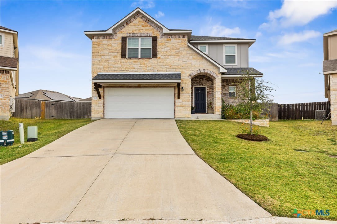 2233 Chia Court – photo 2