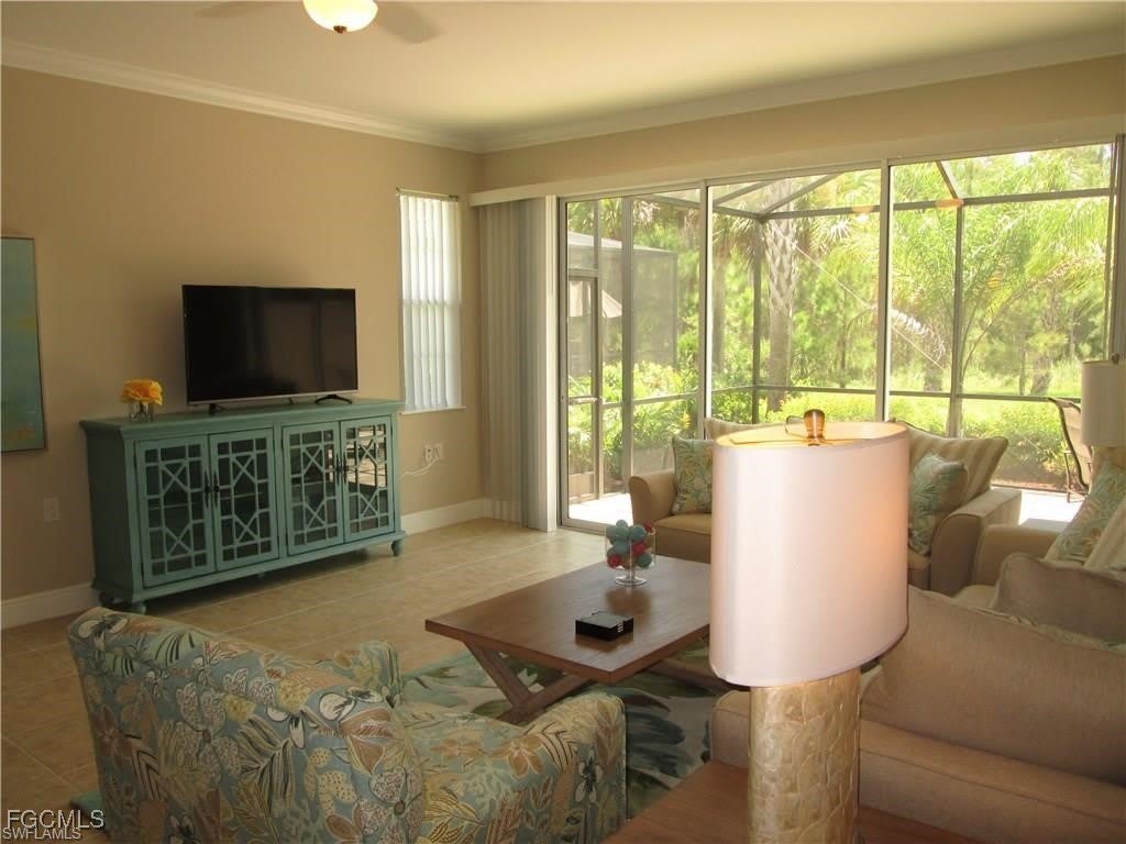 10702 Cetrella Drive – photo 2
