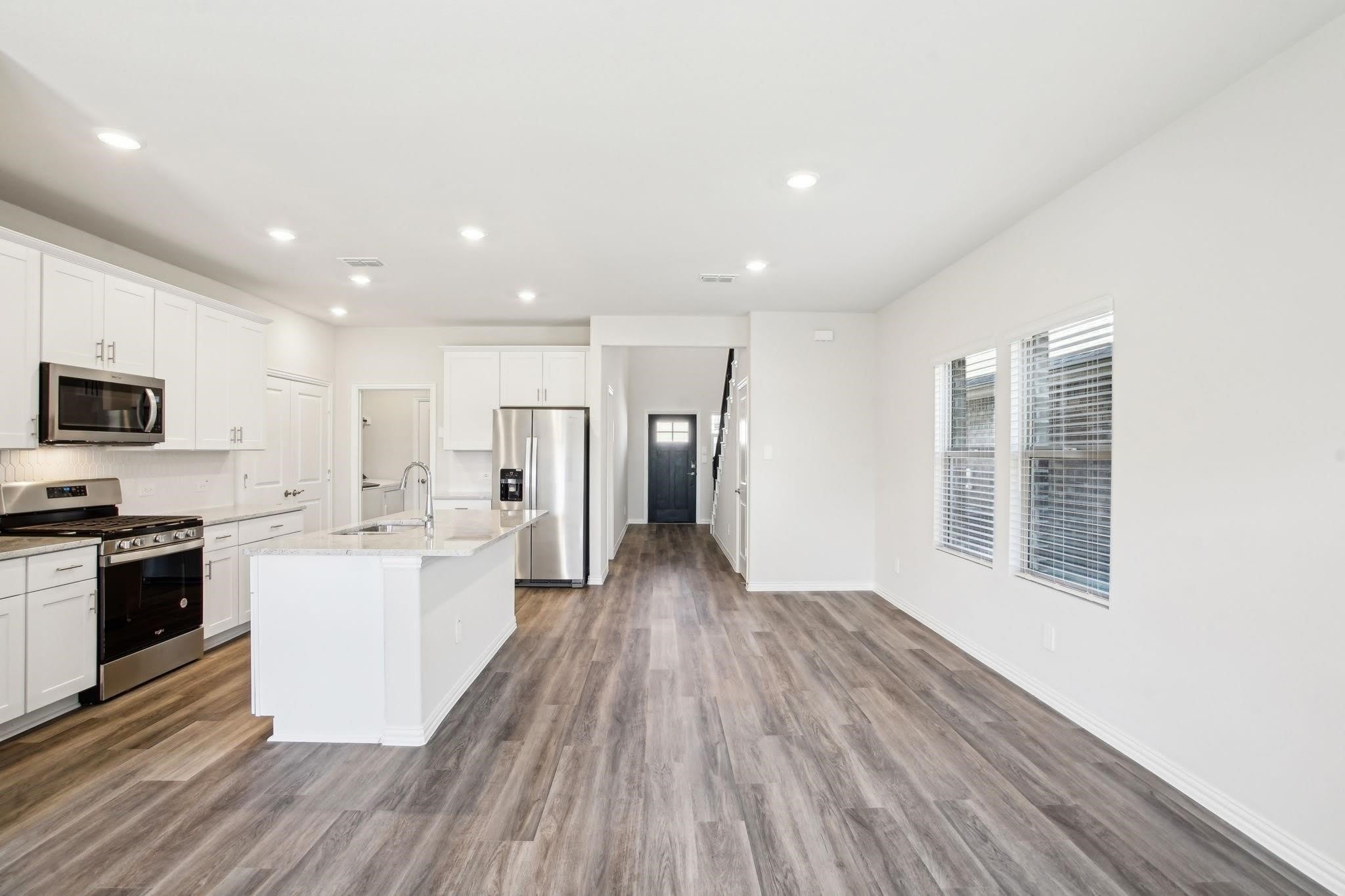 4012 Sandstone Drive – photo 4