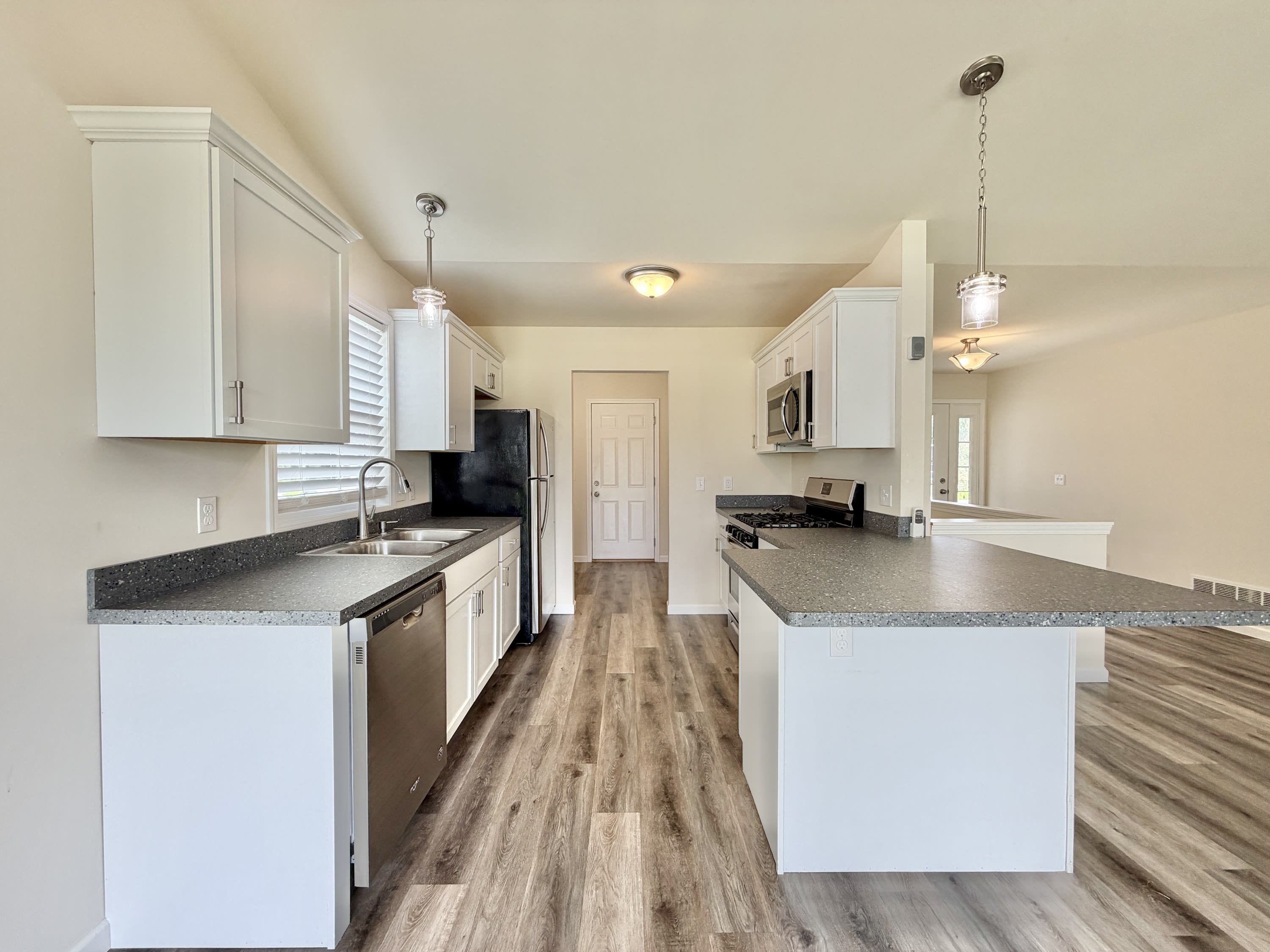 118 Cedar Avenue – photo 4