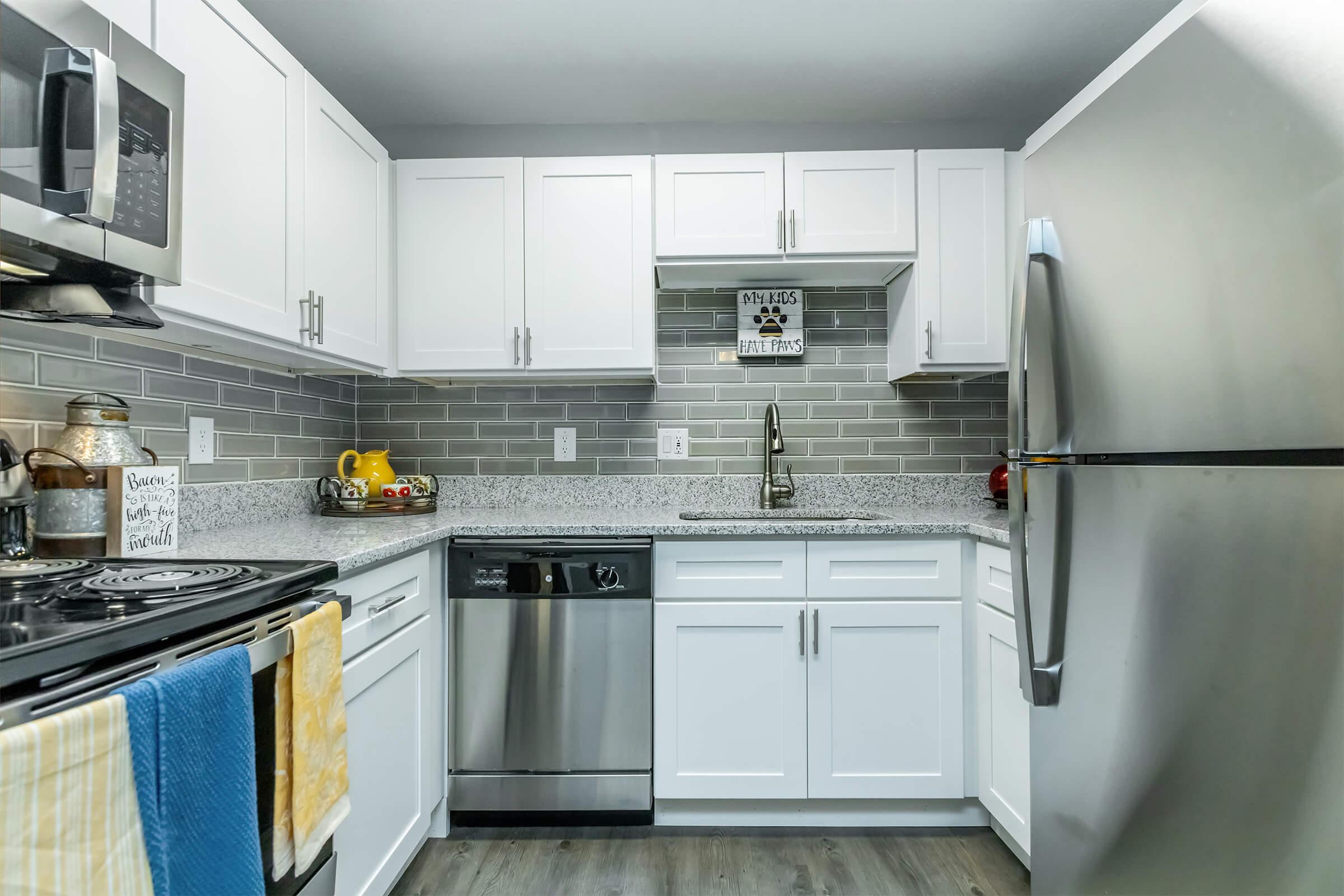 Brighton Valley Apartments – photo 1