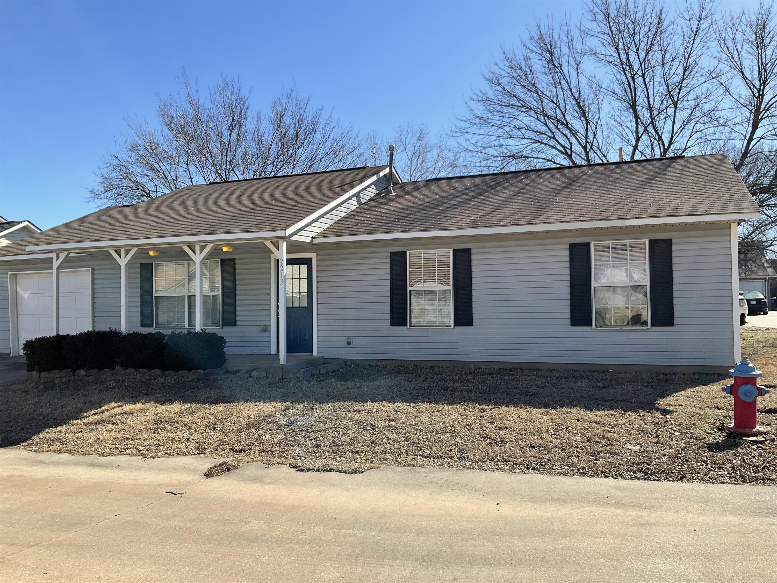 2213 E Post Oak Drive – photo 2
