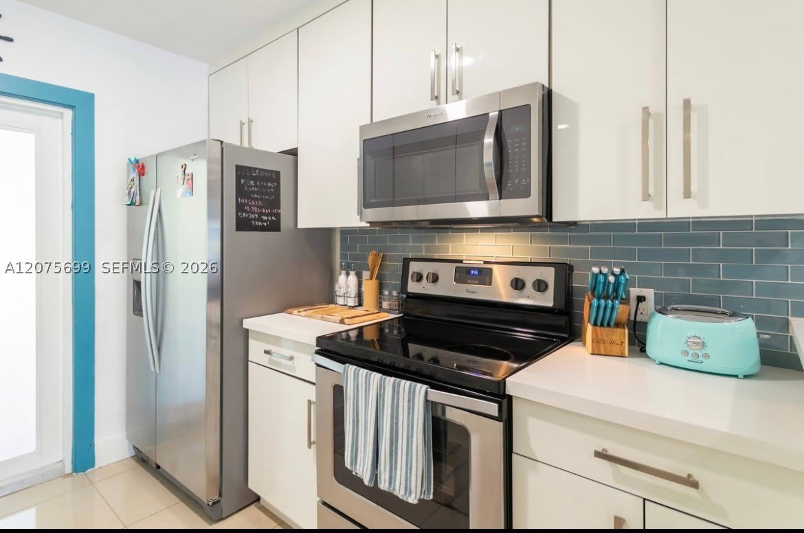 1243 NW 3rd Ave – photo 4