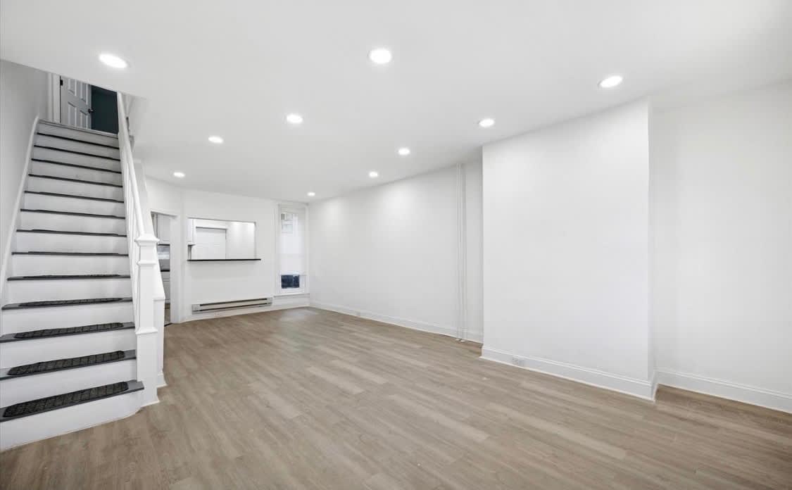 558 Herman Street – photo 3