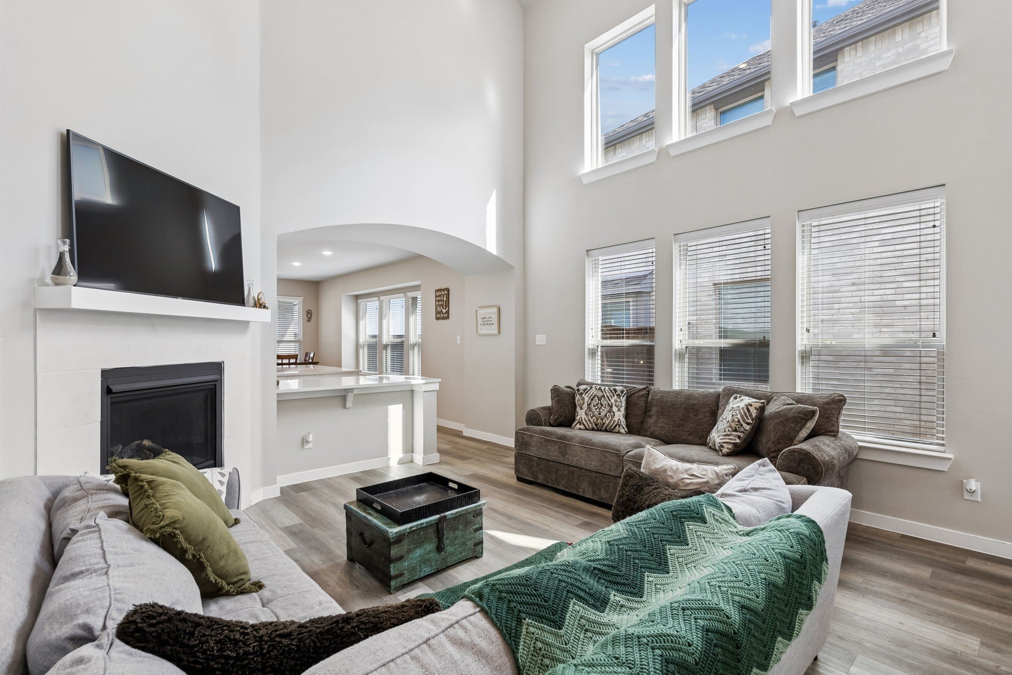 2321 Green River Road – photo 4