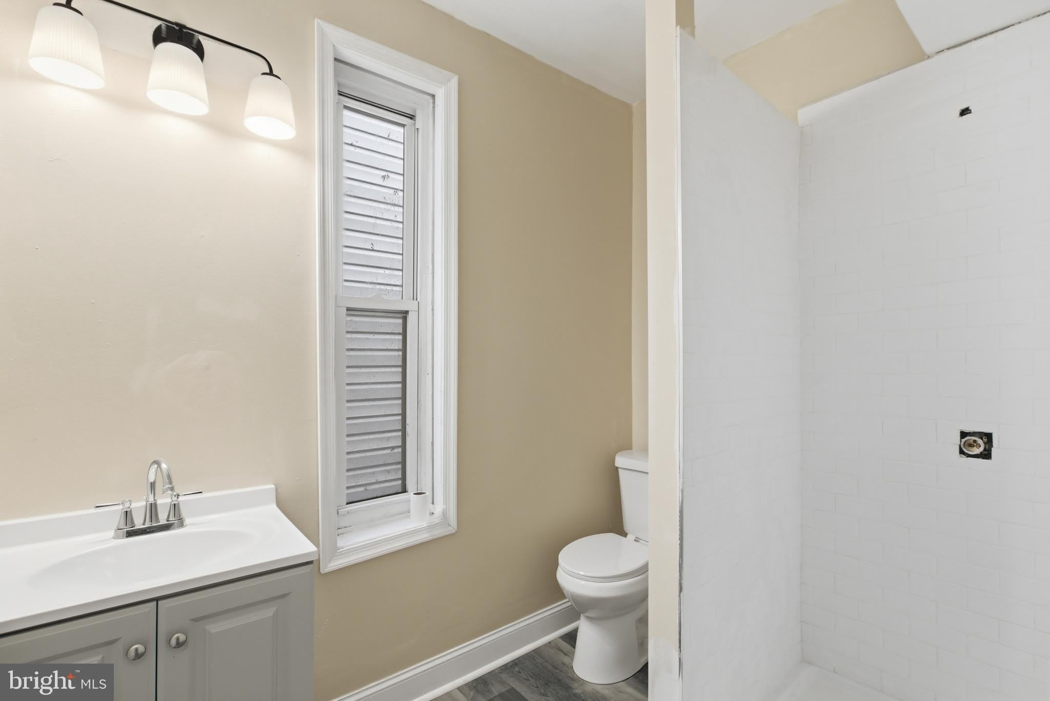 632 W CUMBERLAND Street – photo 5