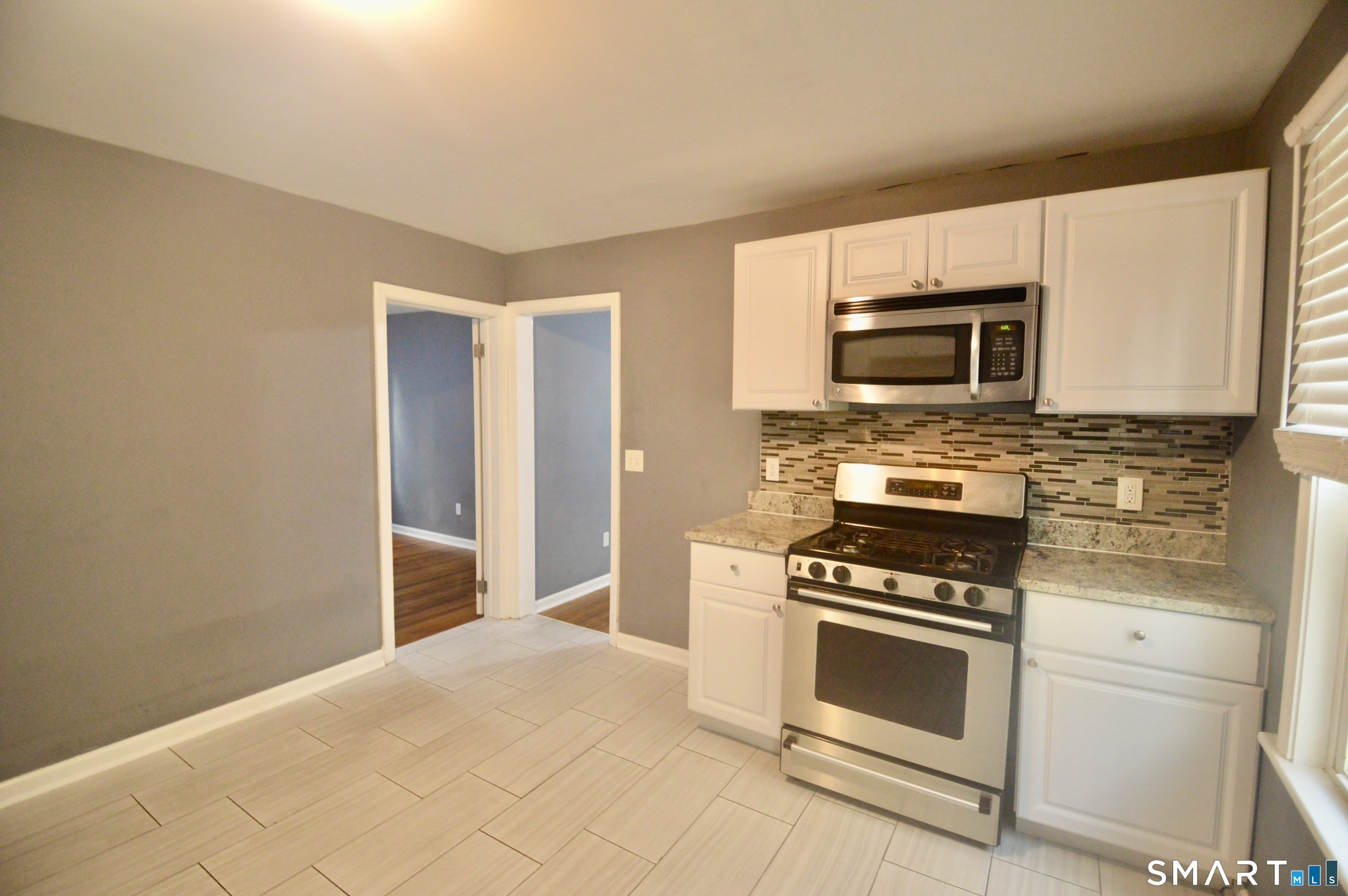 809 Brewster Street – photo 2