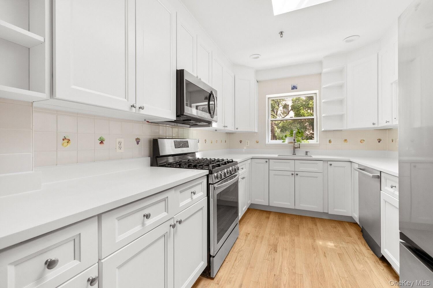 125 BERGEN Street – photo 5