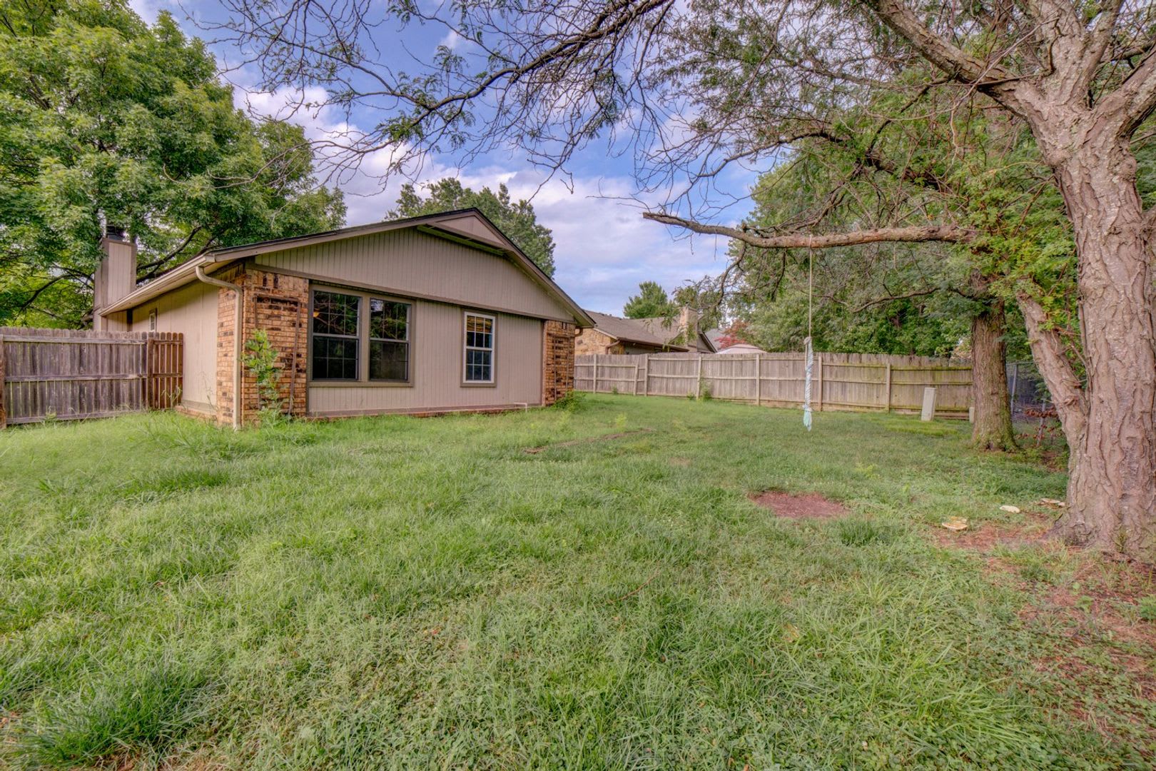 Fantastic Broken Arrow property now up for rent – photo 5