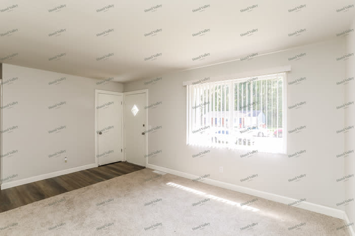 1858 Aspenhill Drive – photo 5
