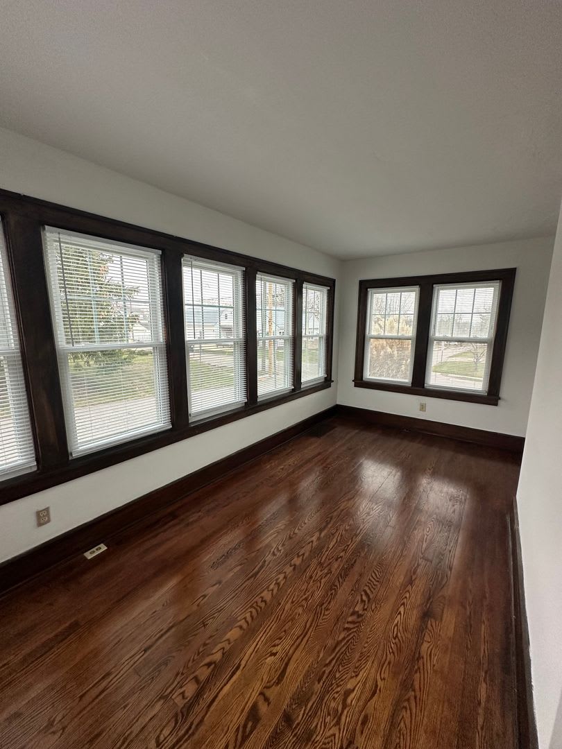 Three bedroom single-family home – photo 5