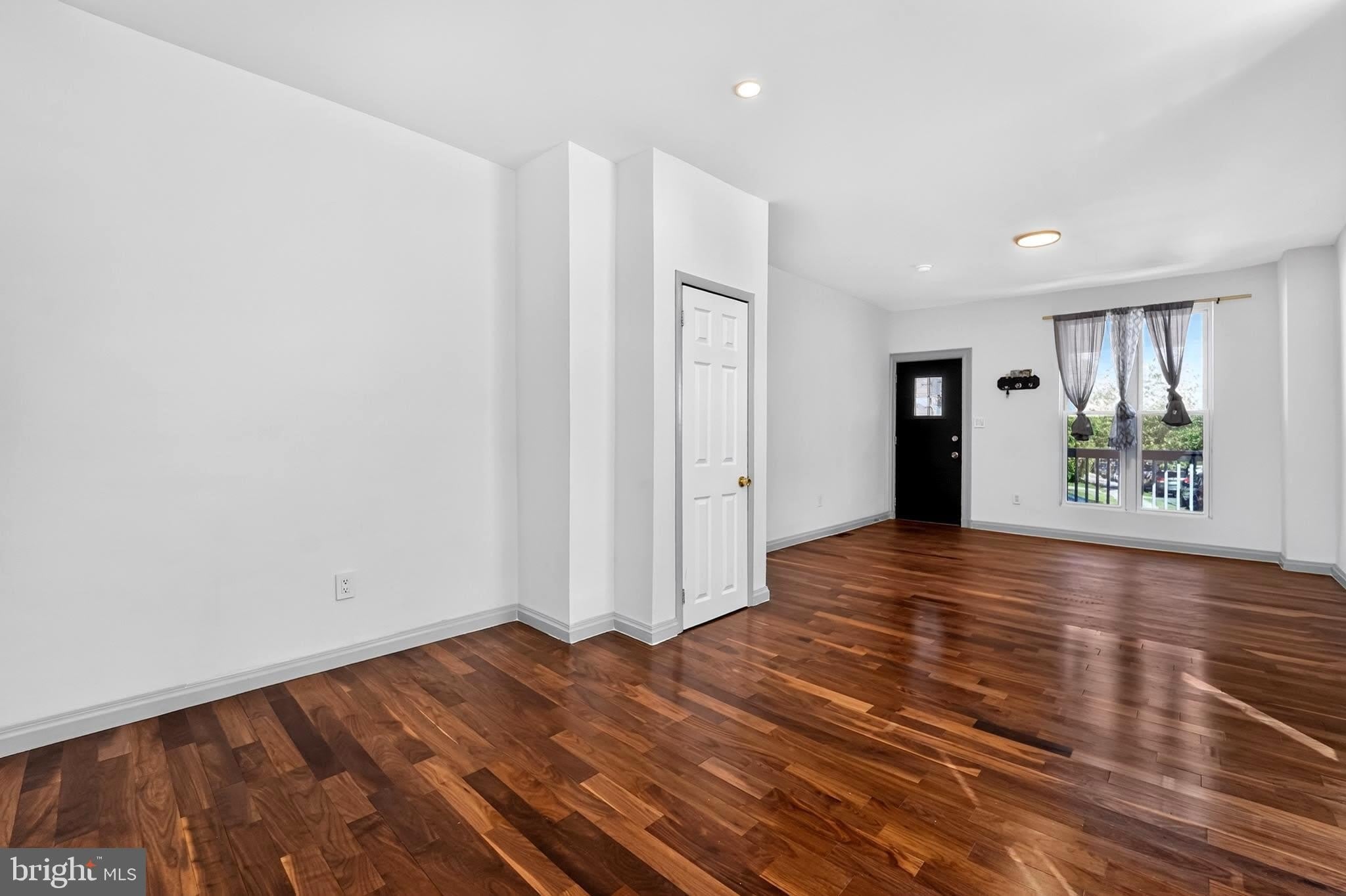 3445 HARWELL Avenue – photo 3