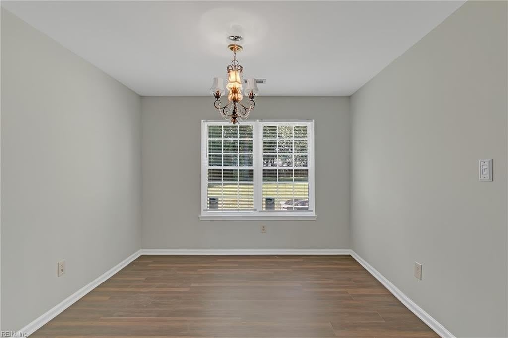 219 Springdale Way – photo 4