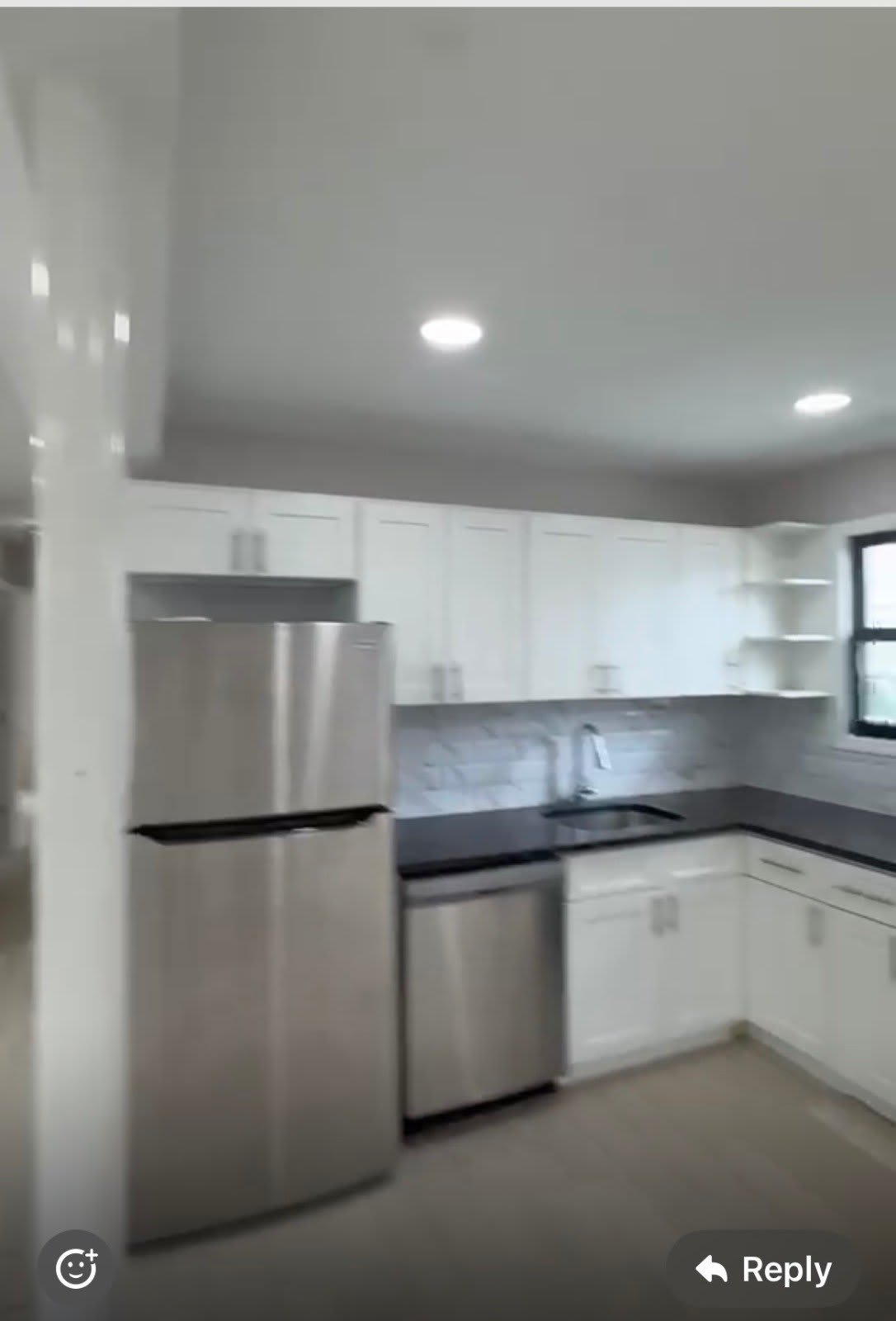 72 21 Burchell Ave – photo 3