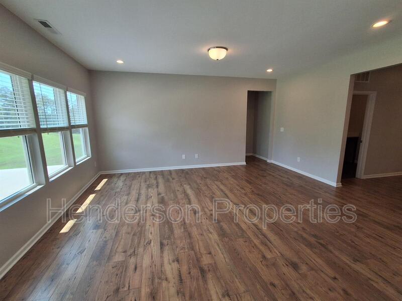 201 Old Harbor Dr – photo 5