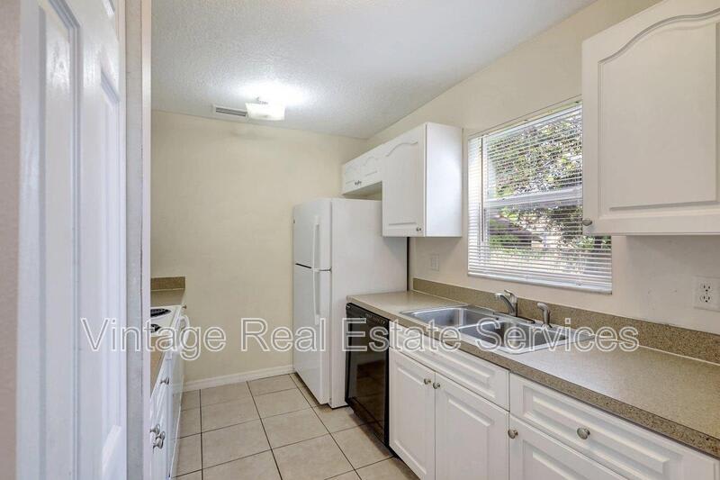 720 Newton Avenue – photo 4