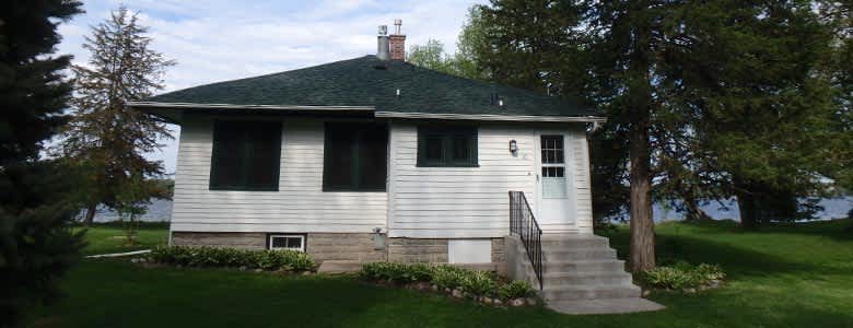 Medicine Lake Cottages – photo 3