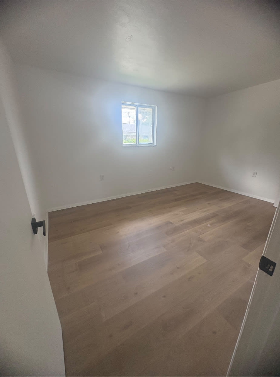 437-439 Forest Street – photo 5