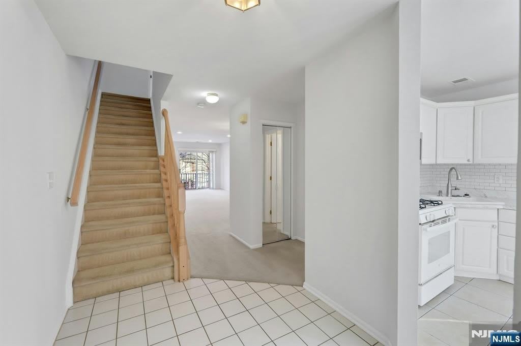 2198 Kent Court – photo 2