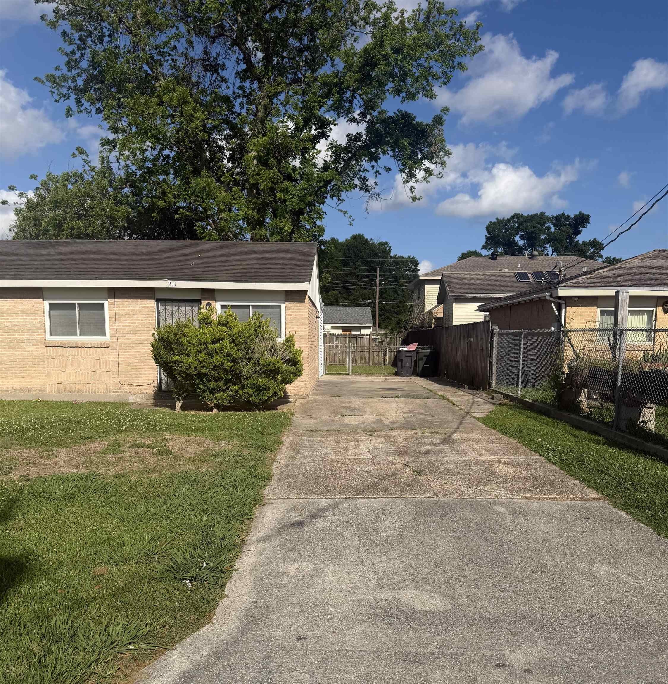 211 St Malo Street – photo 2