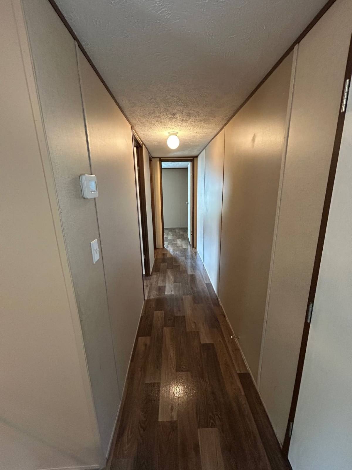 1048 Victoria St. – photo 2