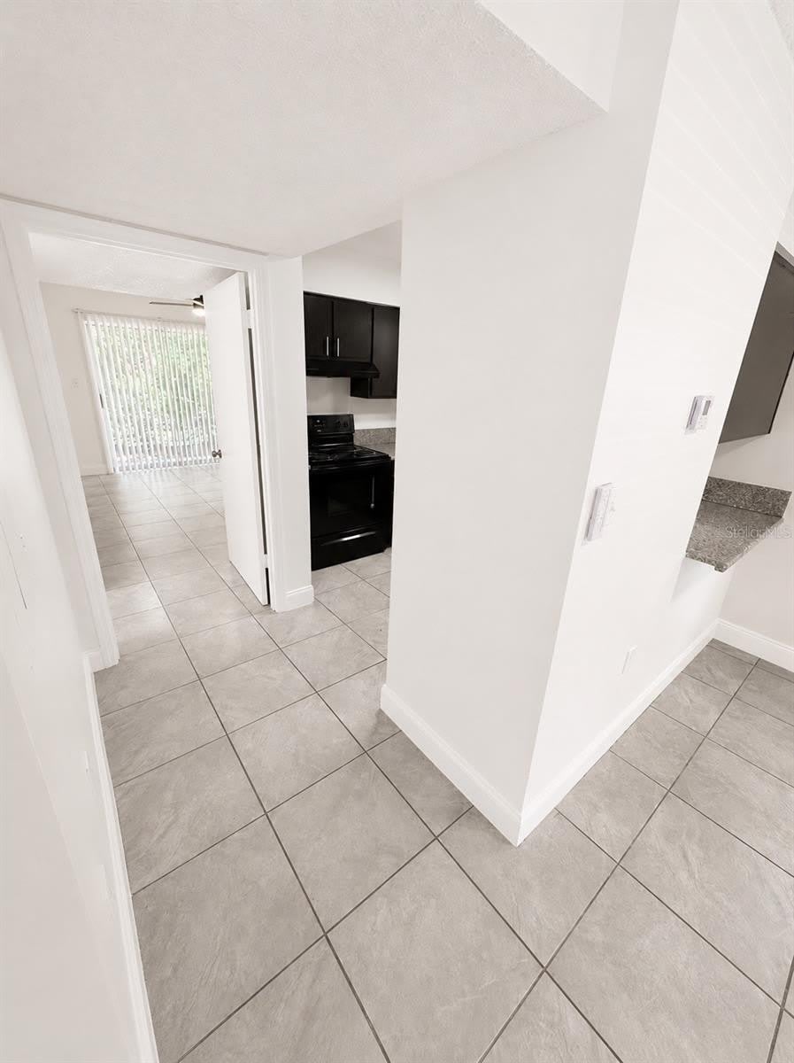 1185 1185 Bentley Road – photo 5