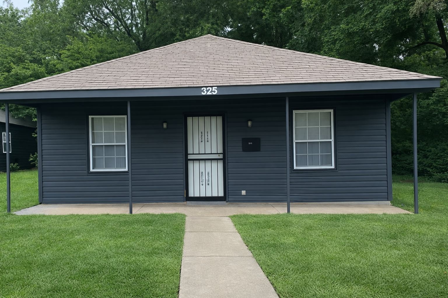 325 Carpenter Street – photo 1