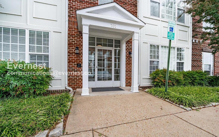 701 Cobblestone Boulevard – photo 2