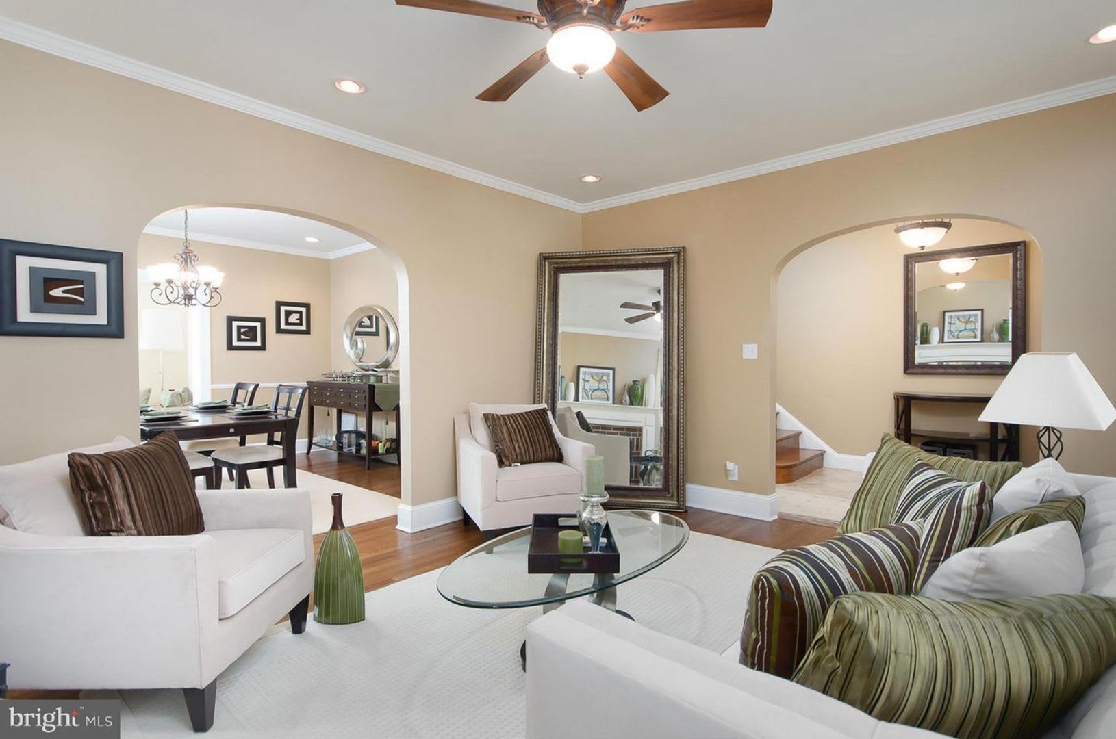 Spacious 4-level detached home – photo 5