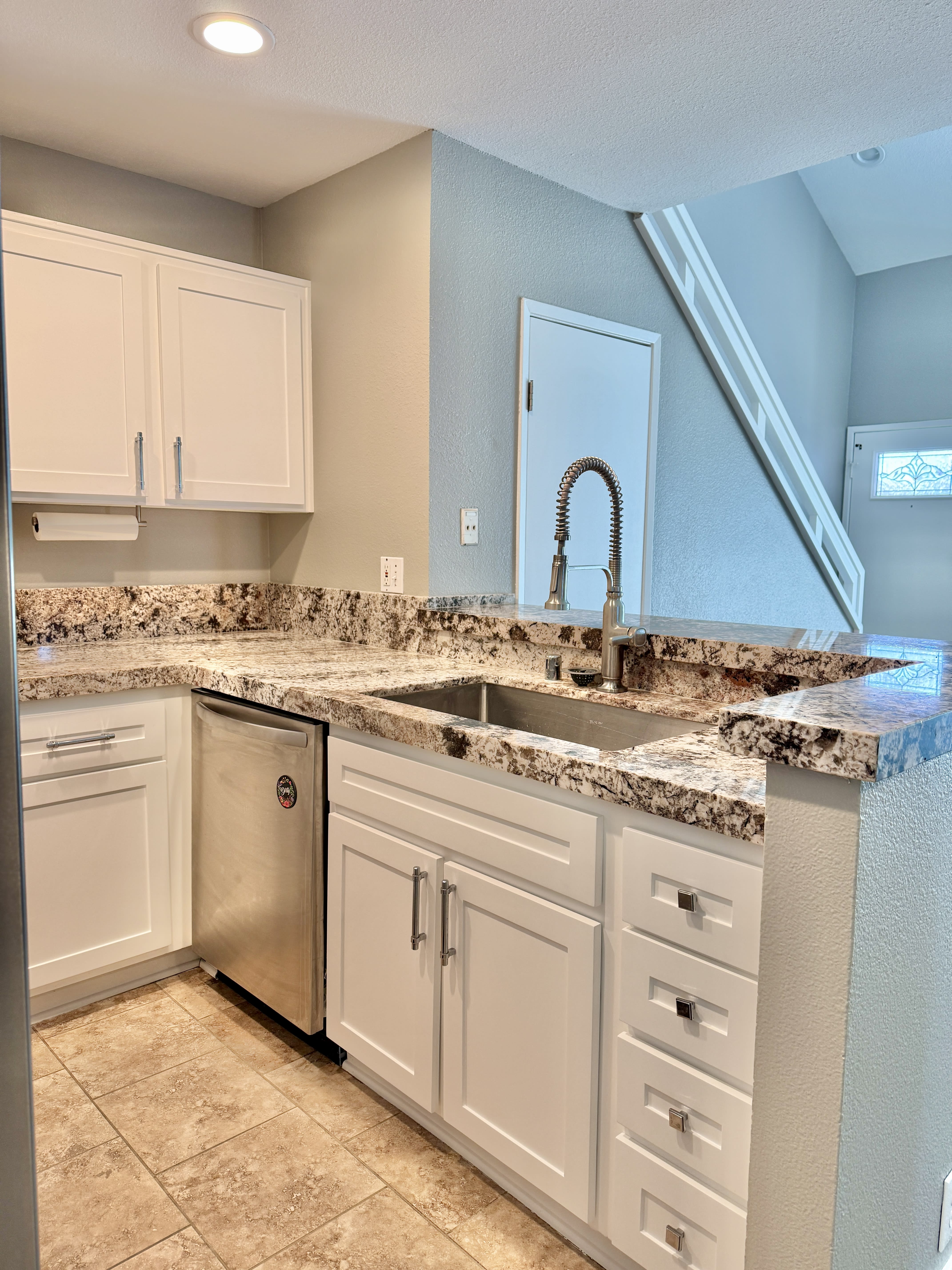 1209 Tivoli Lane – photo 2