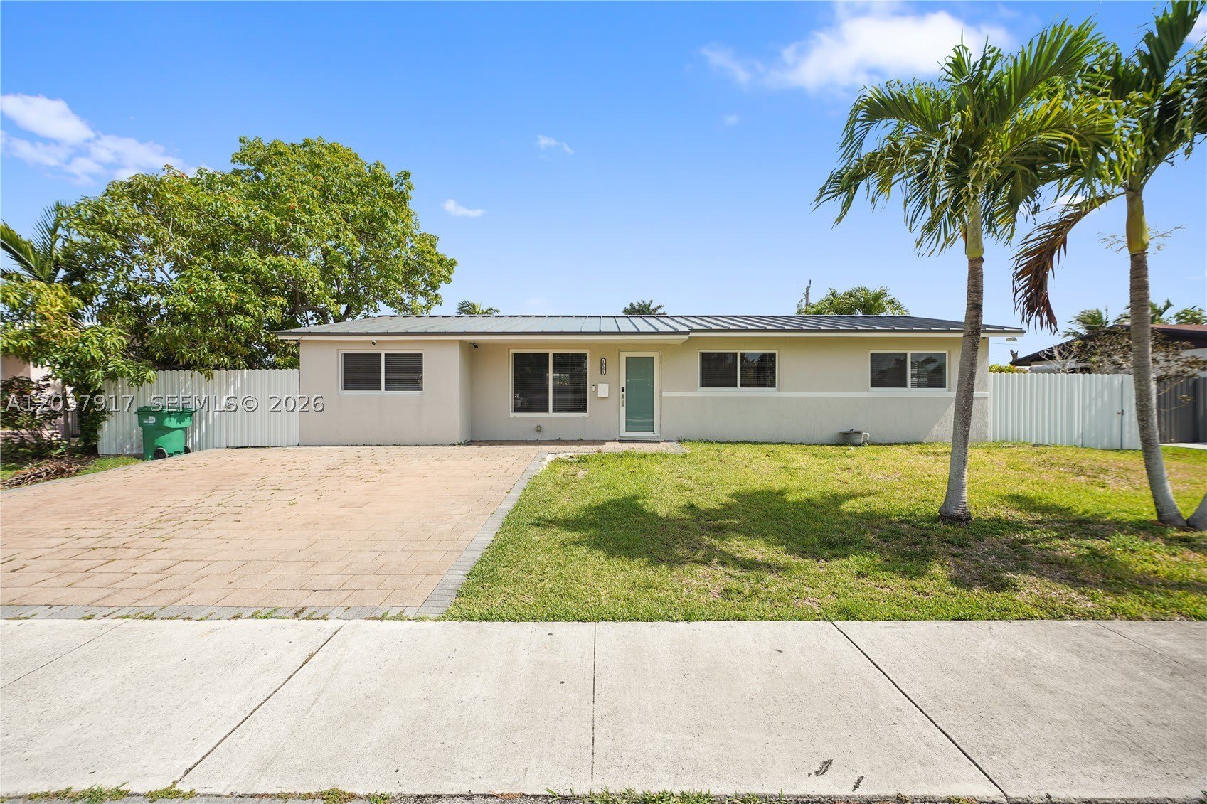 10501 SW 53rd St – photo 3