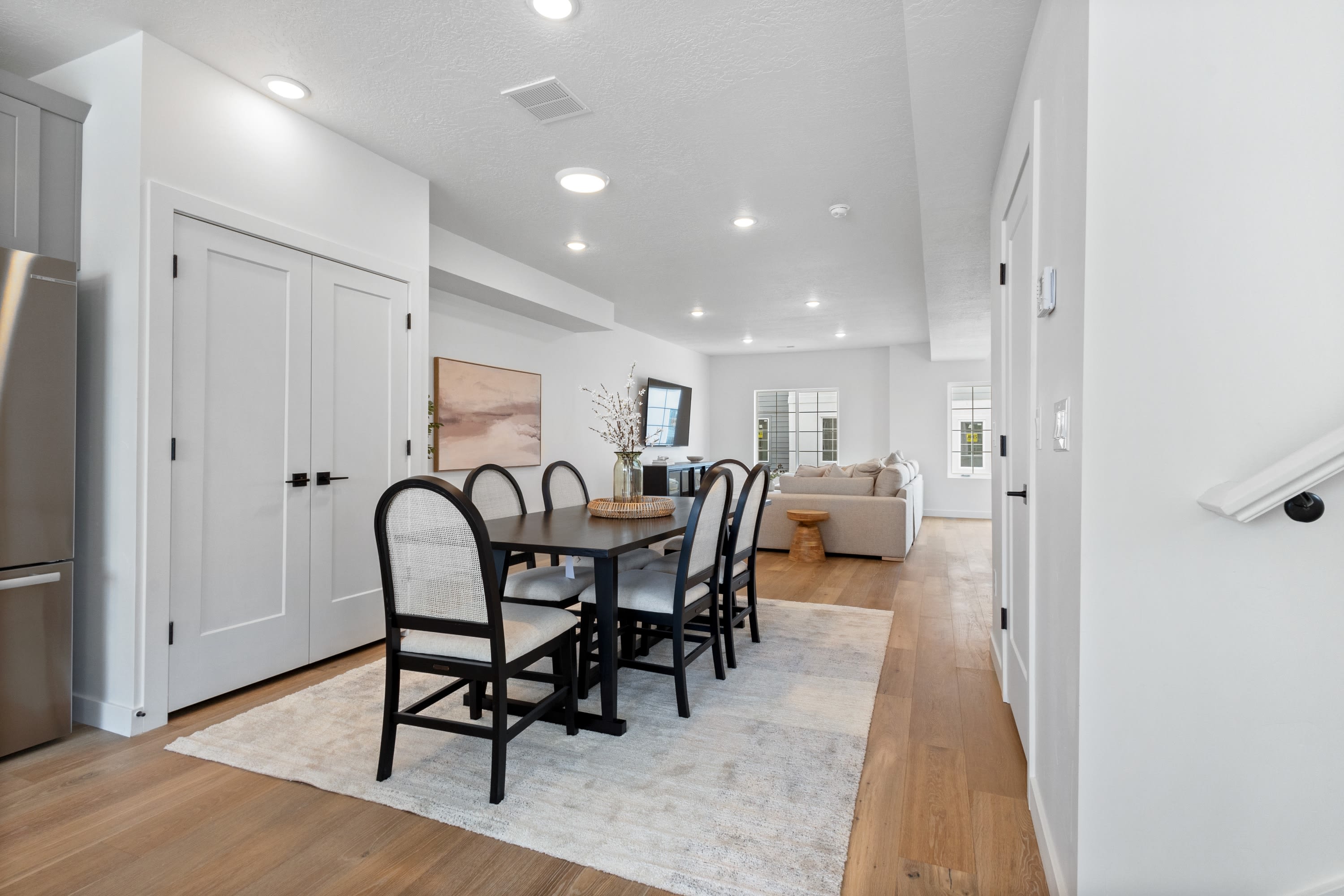 1804 South Sawmill Boulevard – photo 4