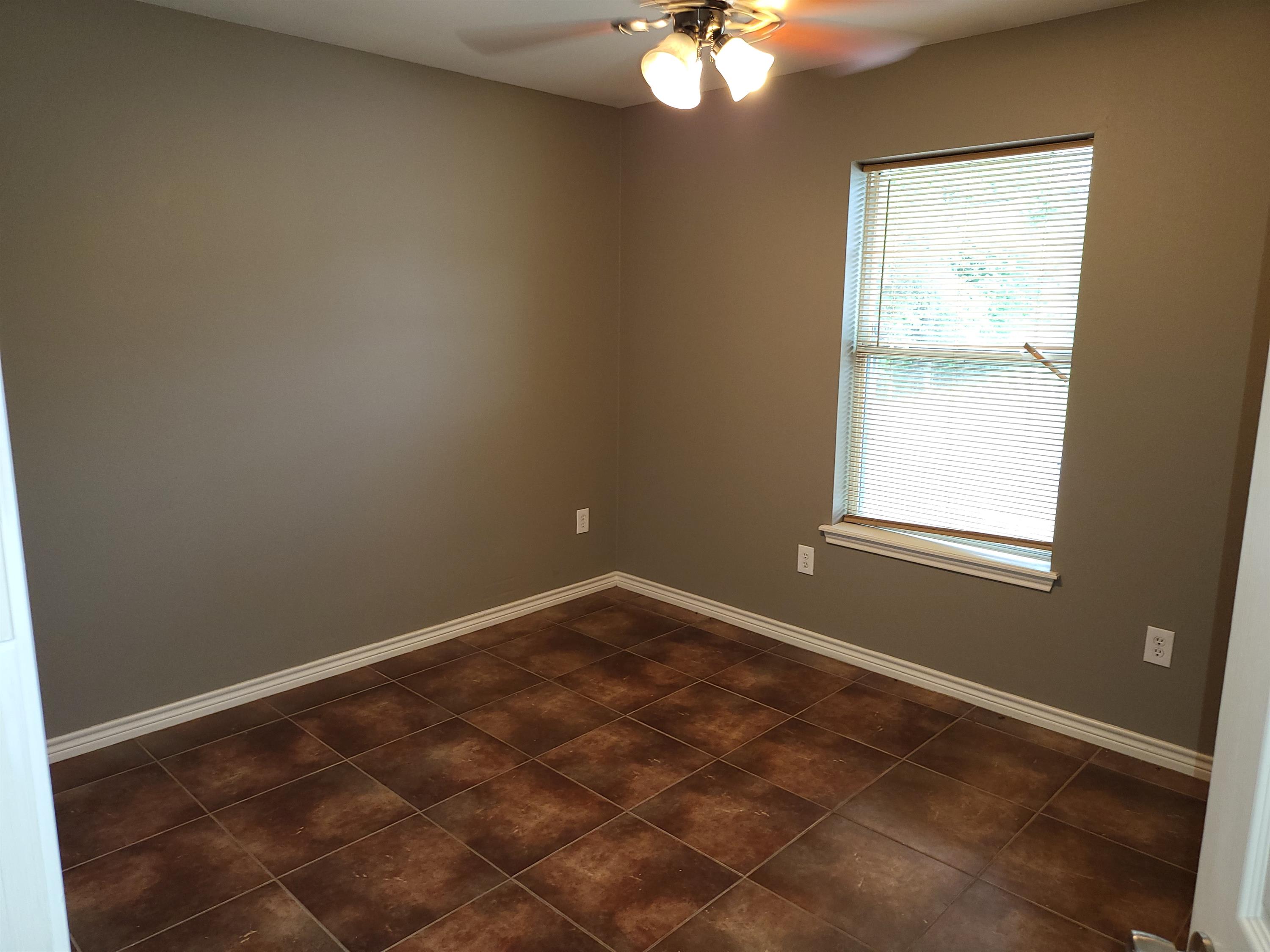 2600 Canyon – photo 4