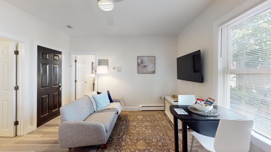 24 Hews St – photo 5