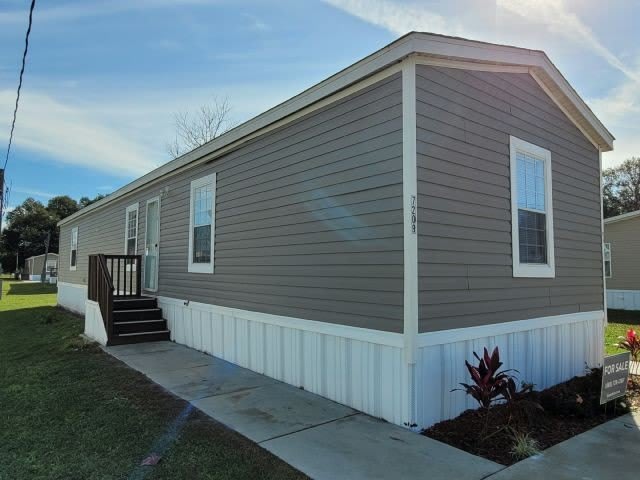 7209 Greenbrier Village Road – photo 4