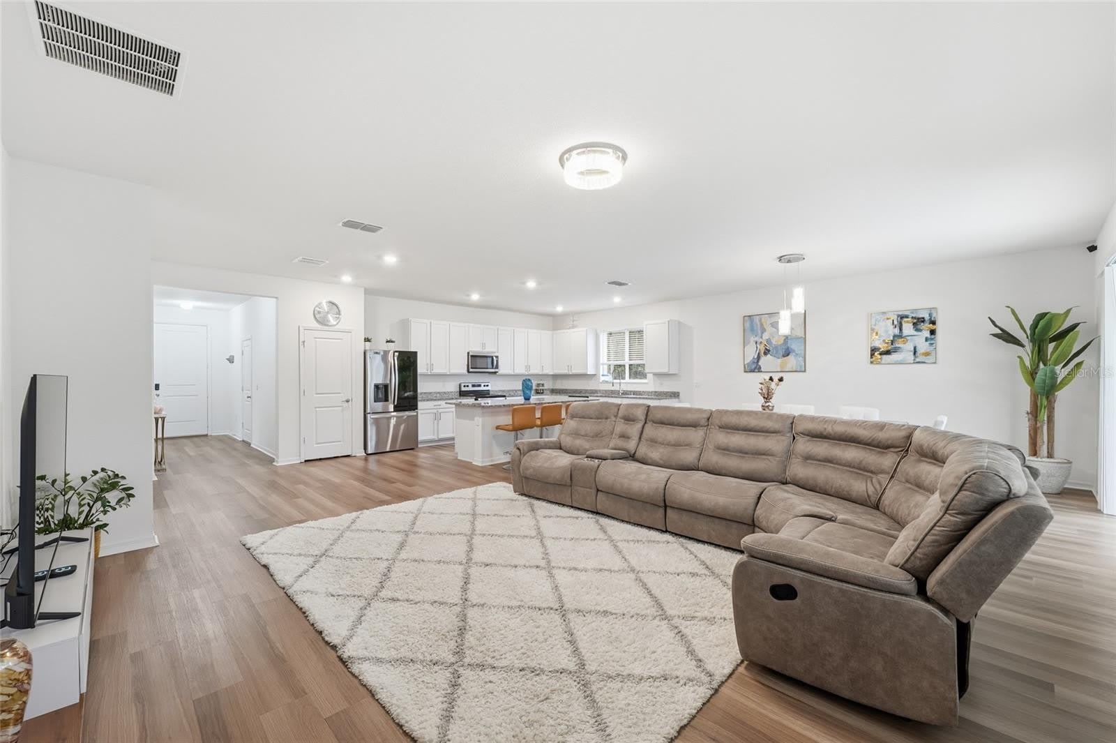 2081 Malbec Court – photo 4