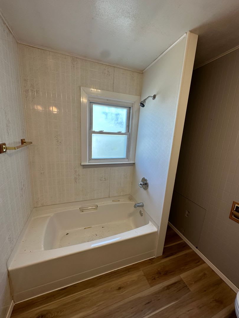 Updated 2 Bedroom Home – photo 4