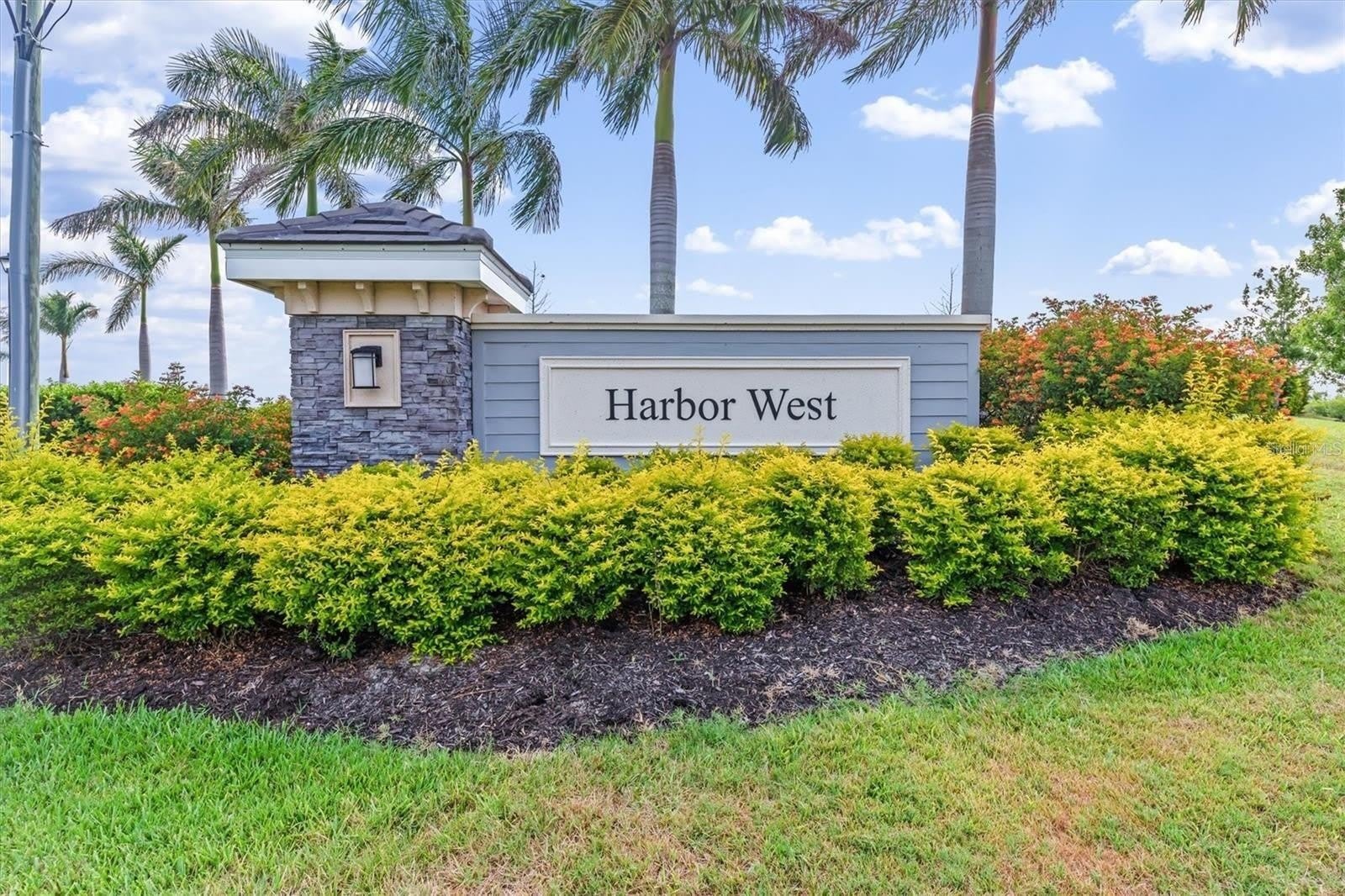 15153 SPANISH POINT Drive – photo 2
