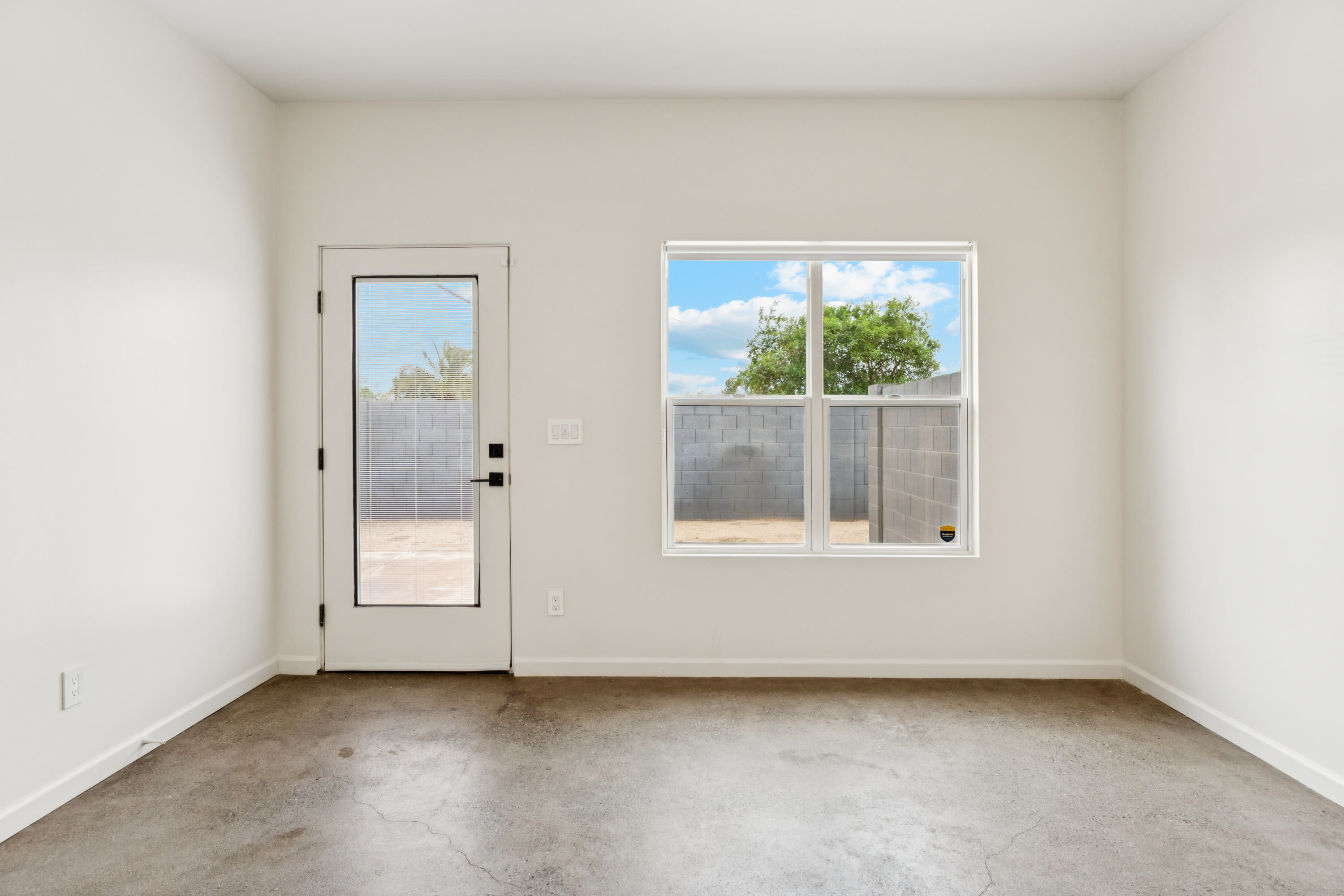 1717 W BERRIDGE LN – photo 3