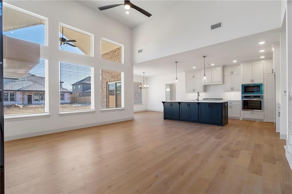 1231 Mammoth Street – photo 3
