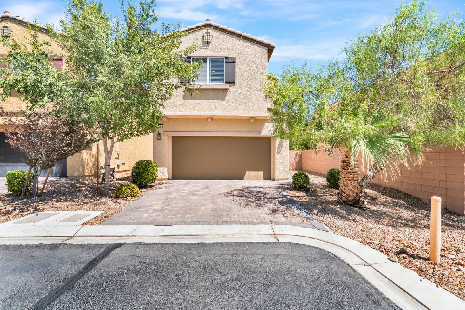 Modern Comfort Meets Flexible Living In The Heart Of Southwest Las Vegas – photo 1