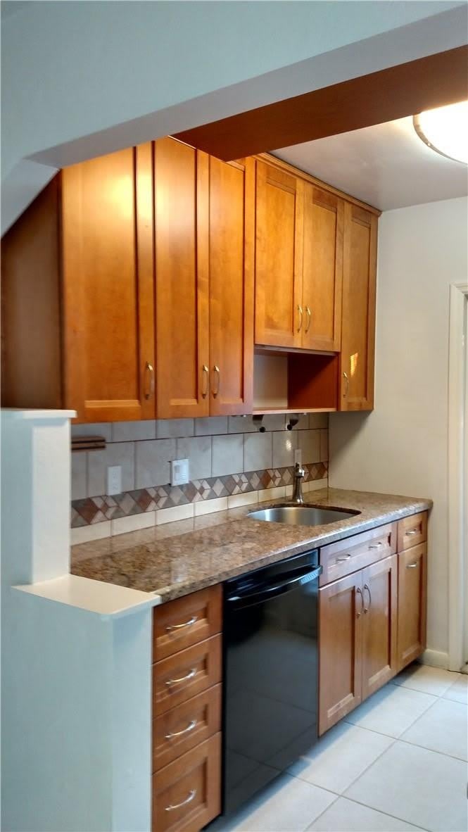 1324 NE 16th Terrace – photo 2