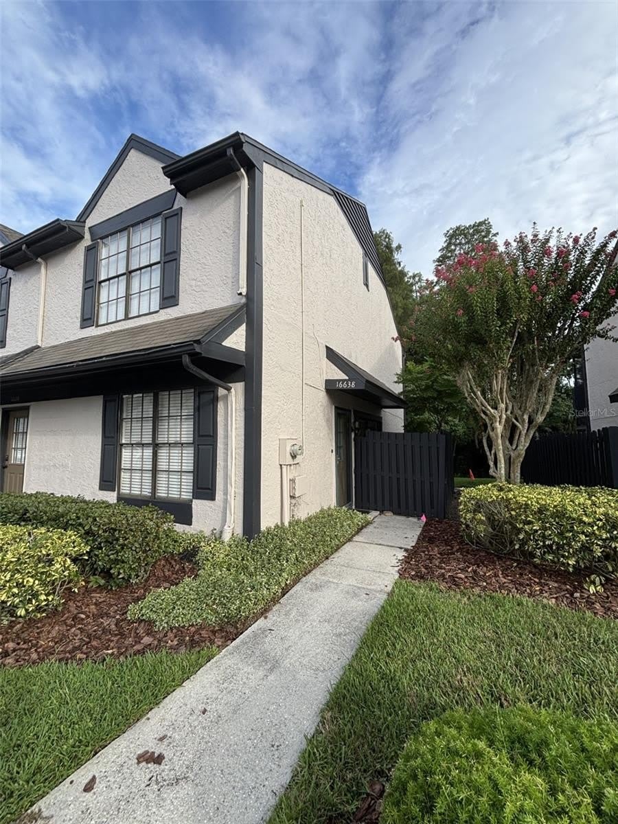 16638 BRIGADOON Drive – photo 2