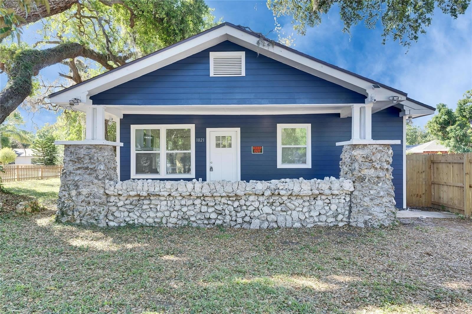 1021 E 25Th Avenue – photo 1