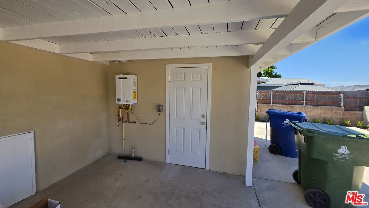 10323 Samoa Ave – photo 4
