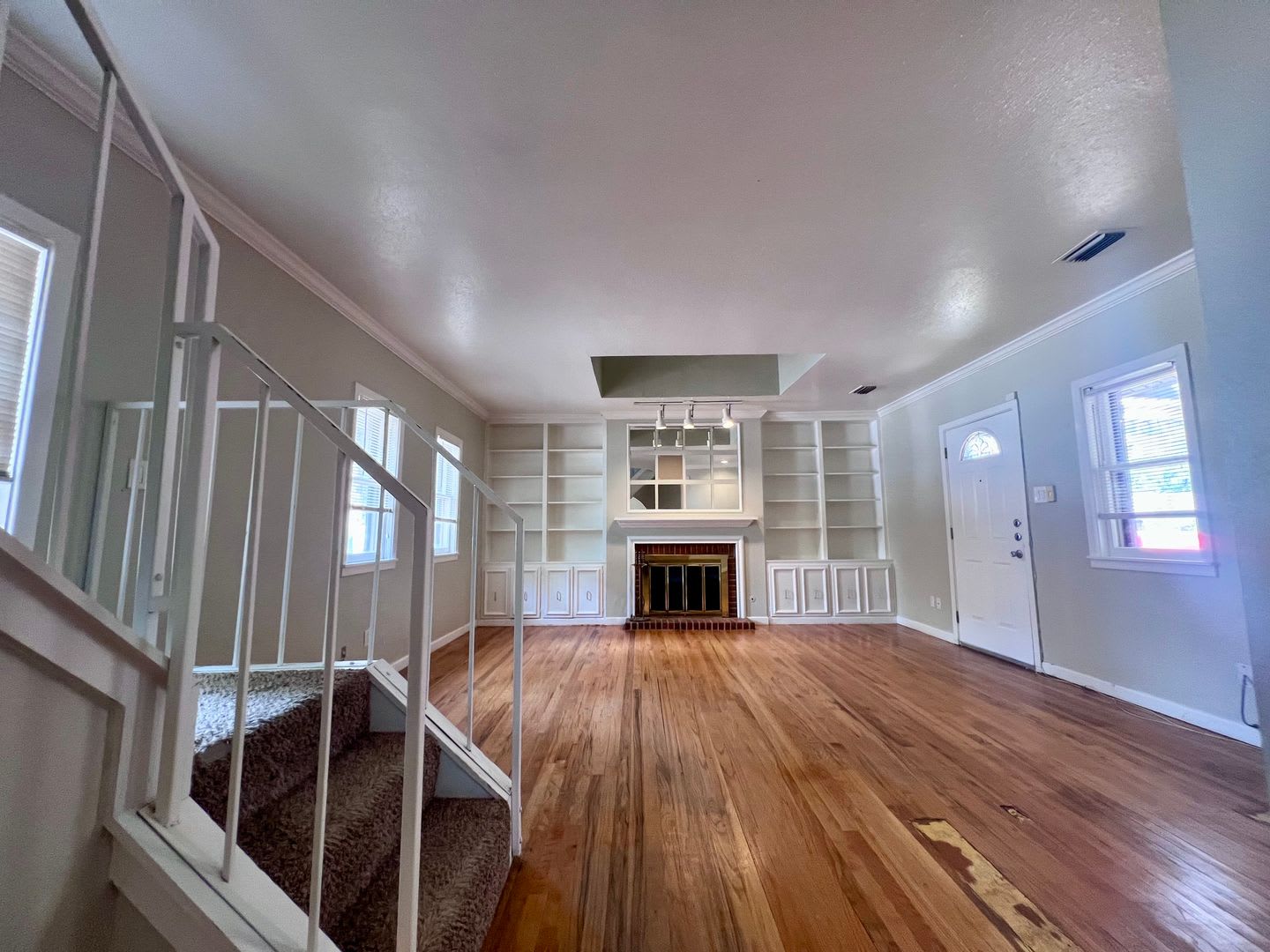 Unique 2 Story Home – photo 3