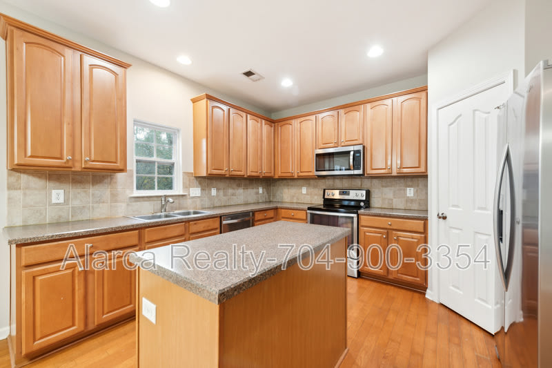 2901 Meherrin Ct – photo 2