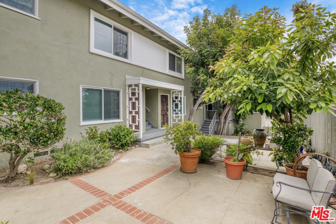 16144 W Sunset Blvd – photo 2