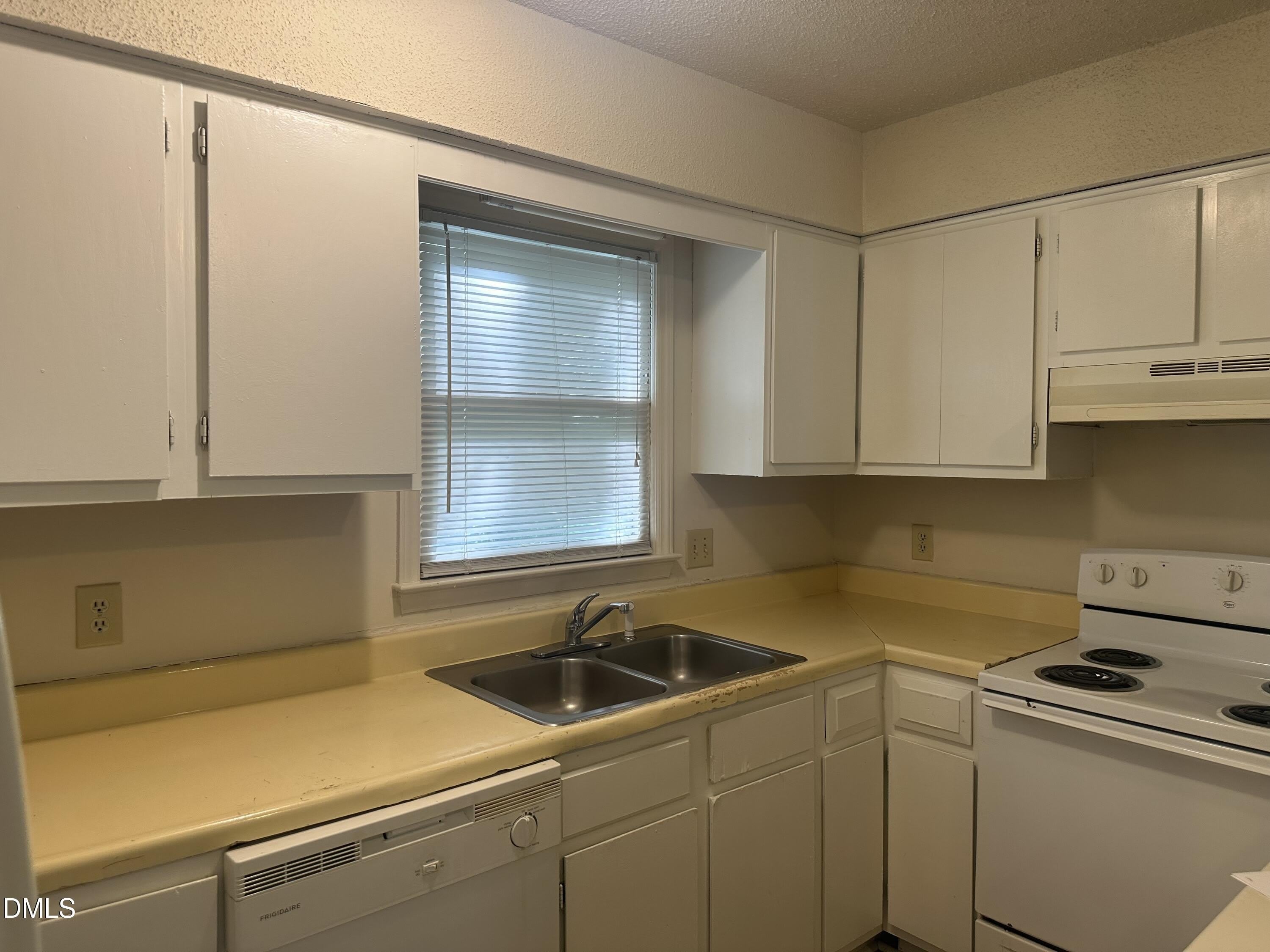 5104 Vann Street – photo 5